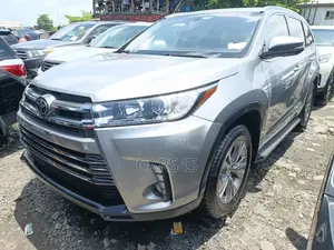 Toyota Highlander 2015 Silver