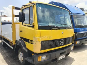 Mercedes Benz 814 Truck