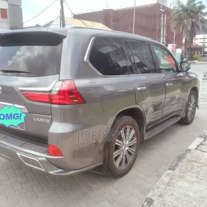 Lexus LX 570 (5 seats) AWD 2017 Gray