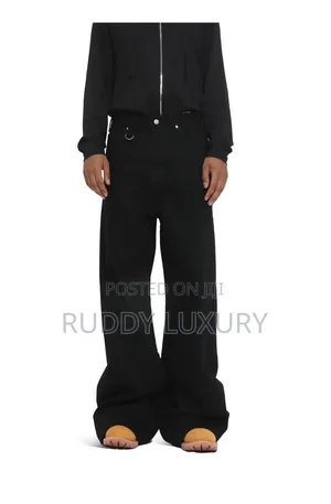 Black Wide-Leg Trousers — Clean Minimal