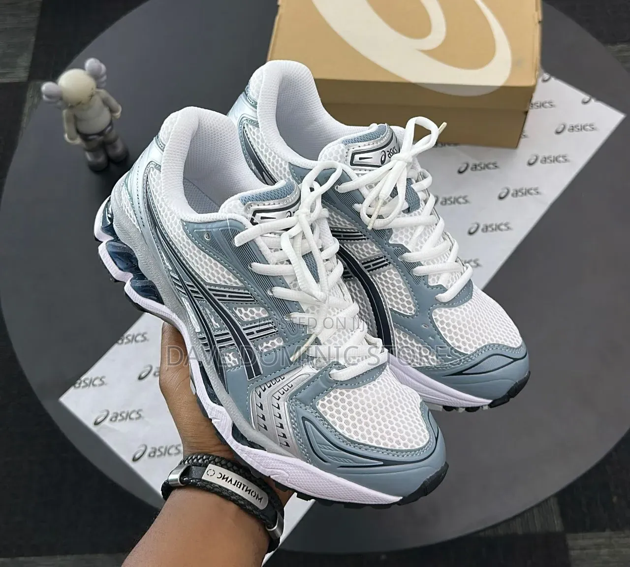 Original Quality Asics Sneakers