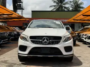 Mercedes-Benz GLE-Class 2017 White