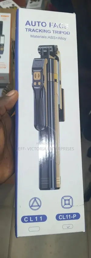 Auto Face Tracking Tripod