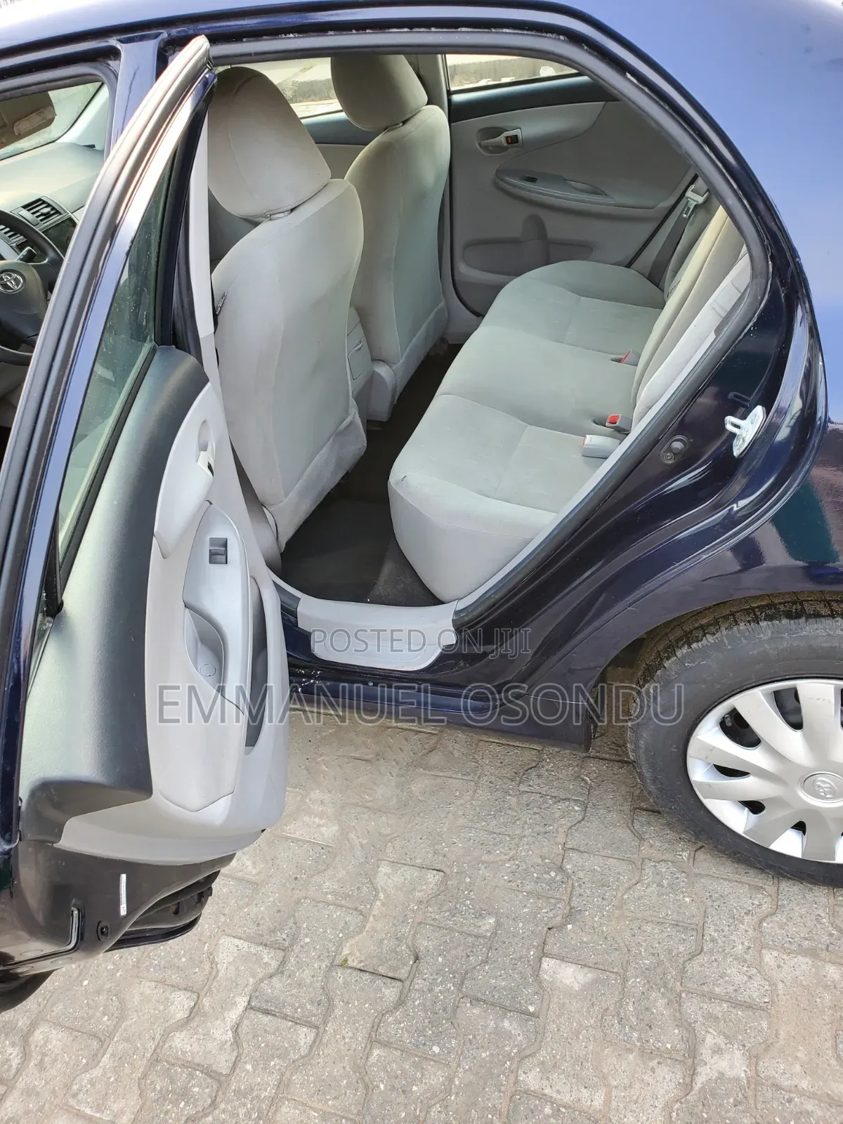 Toyota Corolla 2011 Blue