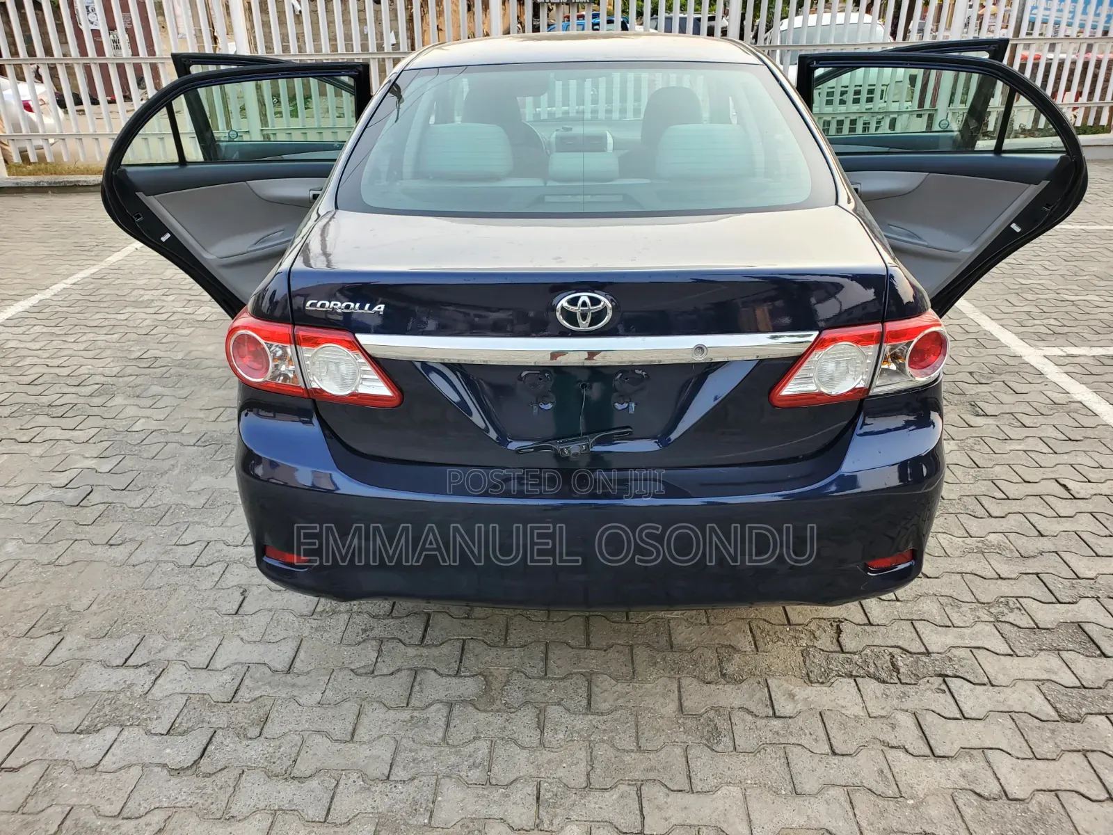 Toyota Corolla 2011 Blue