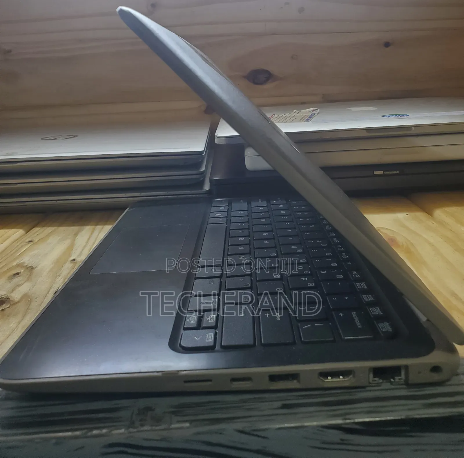 Laptop HP 4GB Intel Celeron SSD 60GB