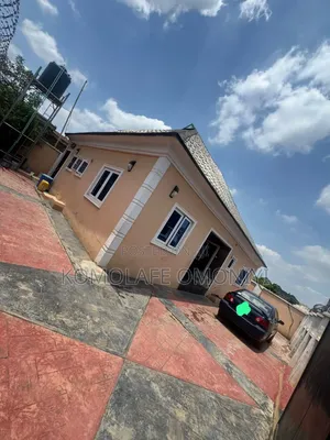 3bdrm Bungalow in Olusoji, Oluyole for sale