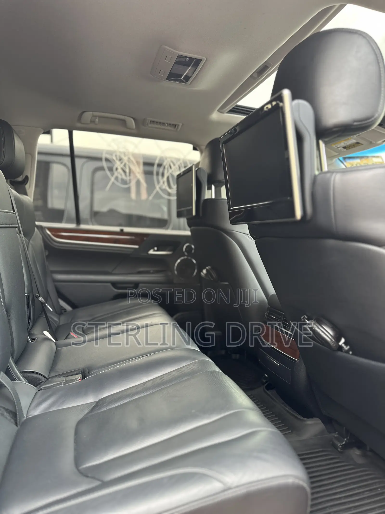 Lexus LX 570 AWD 2017 Black