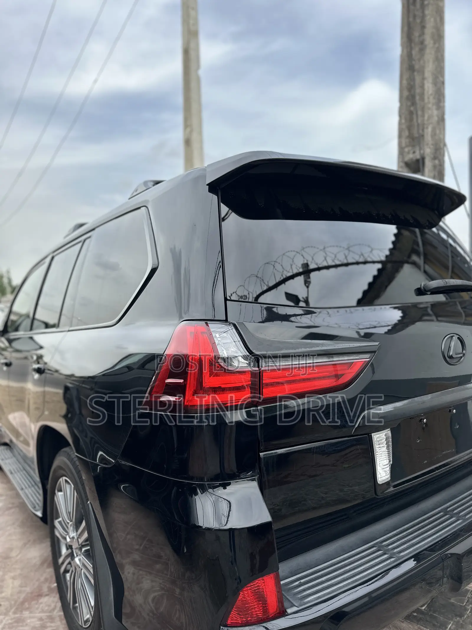 Lexus LX 570 AWD 2017 Black
