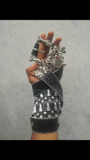 Stylish Gothic Hand Harness / Arm Cuff (Black Silver)
