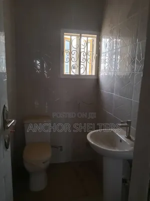 2bdrm Block of Flats in Behind Dunamis, FHA for rent