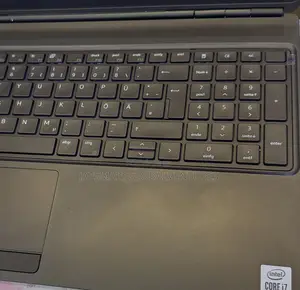 Laptop Dell Precision 15 7550 32GB Intel Core i7 SSD 512GB