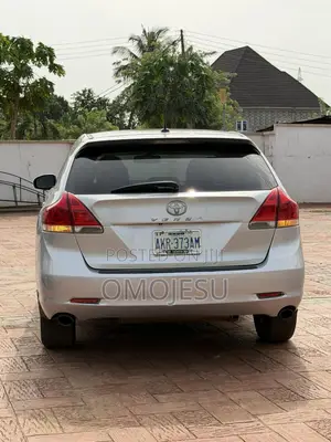 Toyota Venza V6 2011 Silver