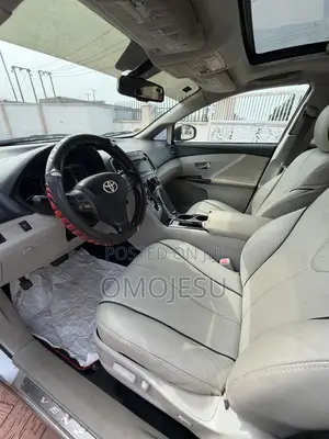 Toyota Venza V6 2011 Silver
