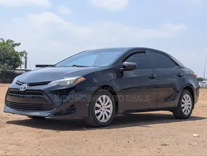 Toyota Corolla LE 4dr Sedan (1.8L 4cyl CVT) 2017 Black