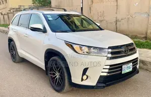Toyota Highlander Limited 2019 White