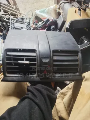 Dashboard Center Vent for Cr-v 012