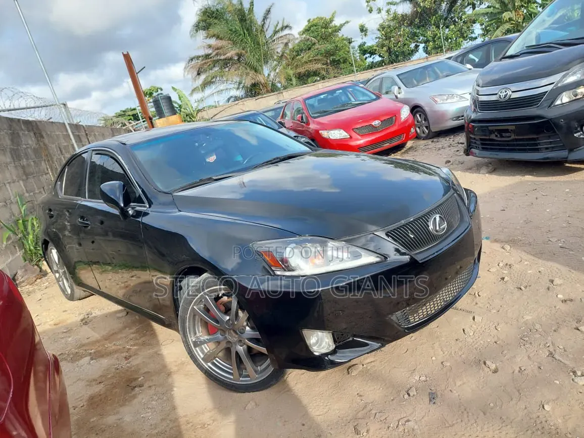 Car 2012 Black