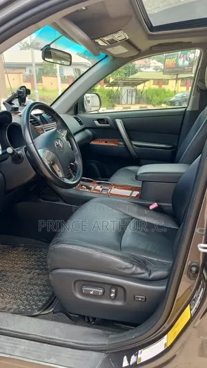 Toyota Highlander Limited 2009 Gray