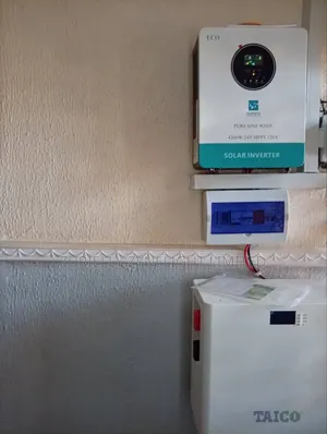 Aurora 4.2kva/24v Hybrid Inverter