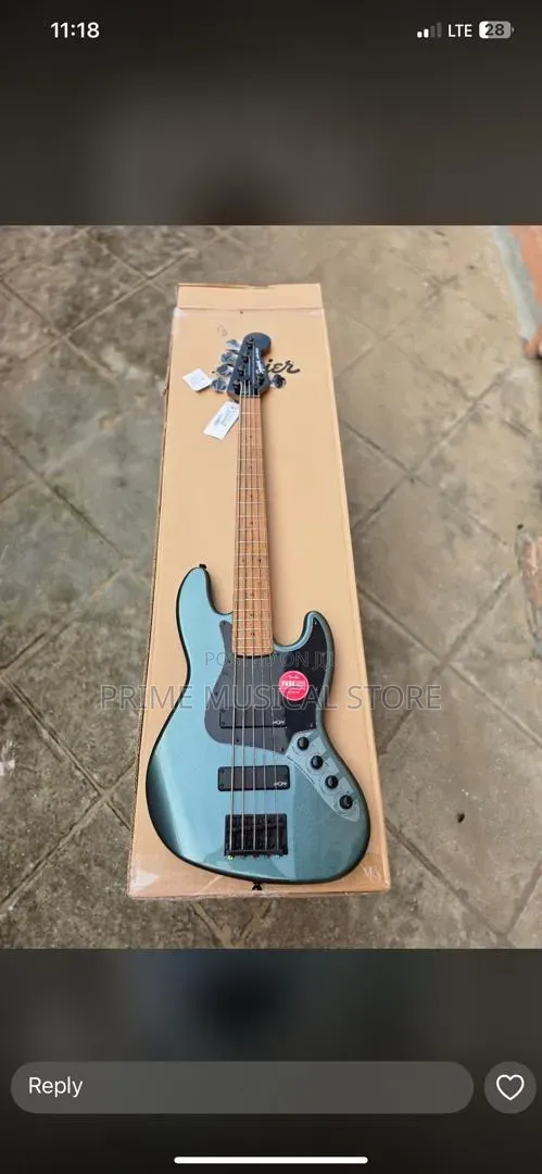 Squier 5 Strings Active Jazz Bass Guitar