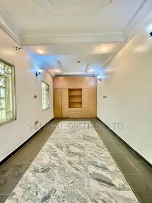 5bdrm Duplex in Jahi for rent