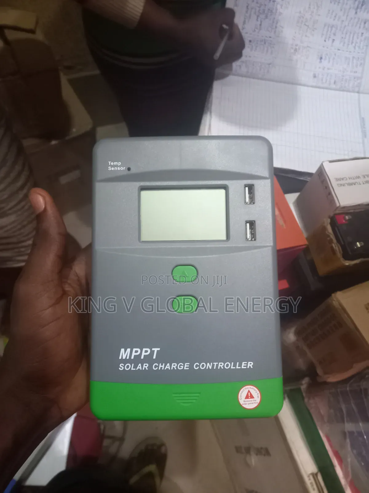 Sf Solar 30amp/12v/24v MPPT Charge Controller