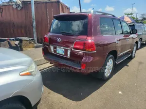 Lexus LX 570 2010 Red
