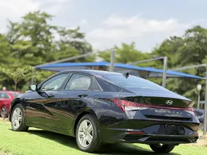 Hyundai Elantra 2023 Black