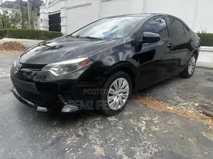 Toyota Corolla 2016 Black