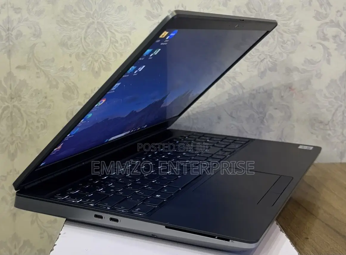 Laptop Dell Precision 7550 32GB Intel Core i7 SSD 512GB