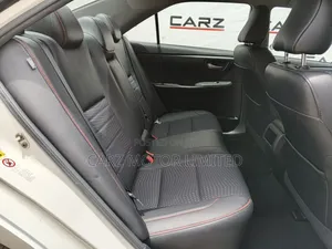 Toyota Camry LE 4dr Sedan (2.5L 4cyl 6A) 2015 White