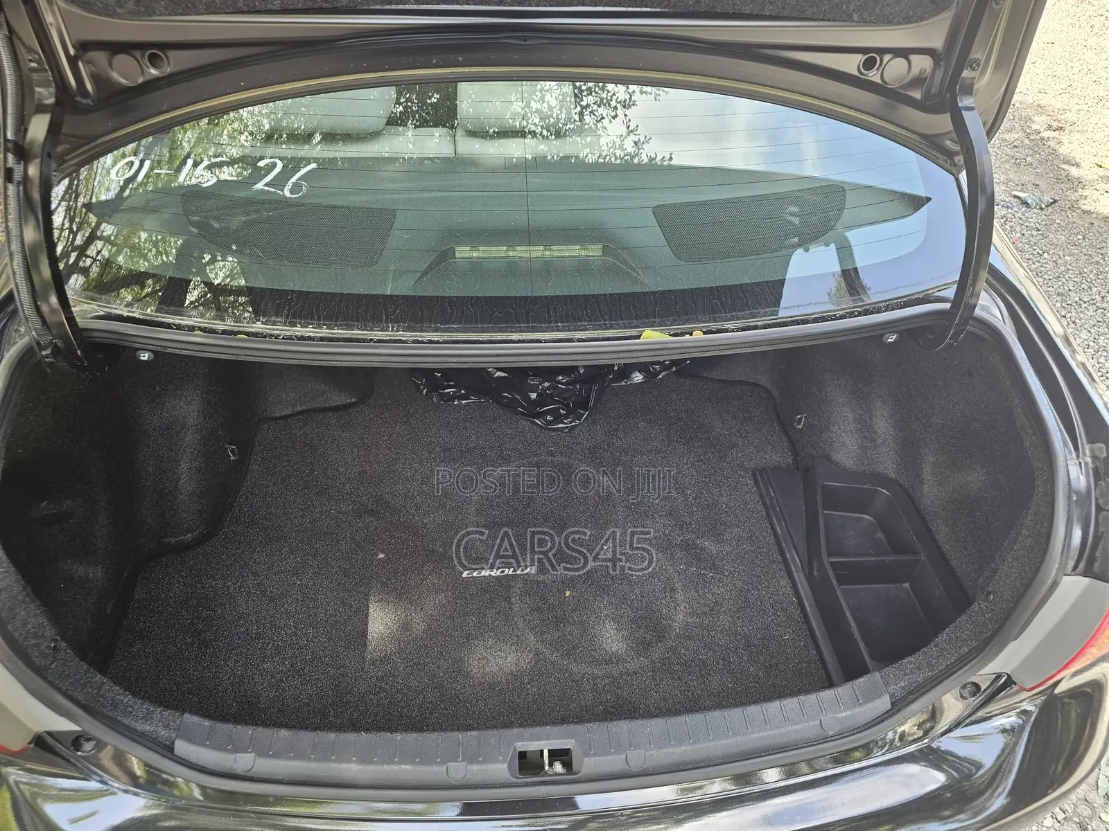 Toyota Corolla 2010 Black