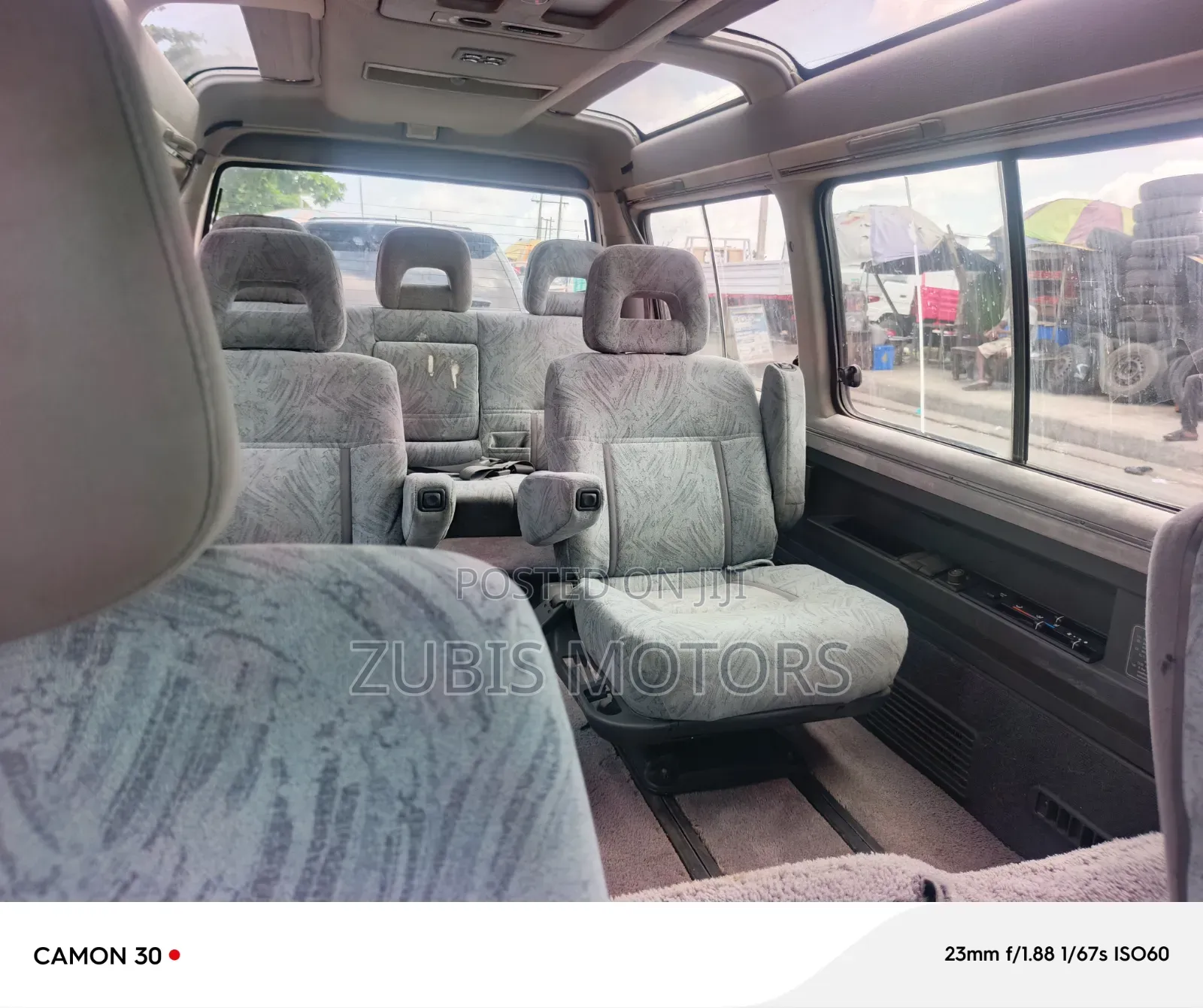 Mitsubishi L300 2005 White