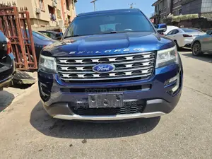 Ford Explorer 2016 Blue