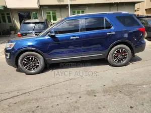Ford Explorer 2016 Blue