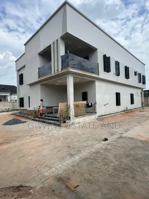 4bdrm Duplex in Estate Area Irhirhi, Benin City for rent