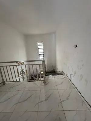 4bdrm Duplex in Estate Area Irhirhi, Benin City for rent