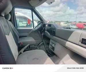 Volkswagen LT 2000