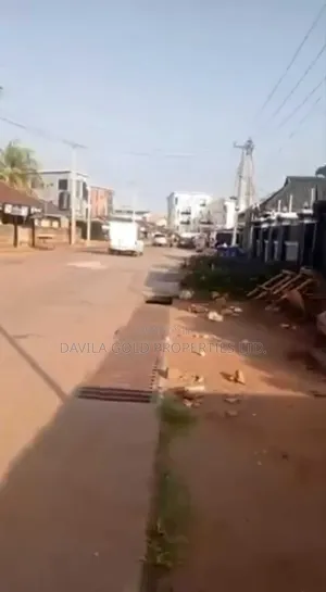 Land Along Arougba/Ogunwonyi Tarred Rd Off Airport Rd