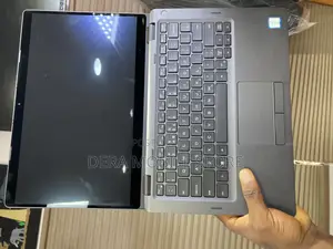 Laptop Dell Latitude 5300 16GB Intel Core i7 SSD 256GB