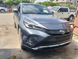 Toyota Venza Limited 2022 Blue