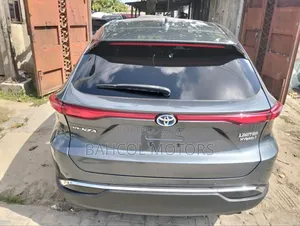 Toyota Venza Limited 2022 Blue