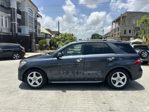 Mercedes-Benz M Class ML400 4MATIC 4dr SUV AWD (3.0L 6cyl Turbo 7A) Gray