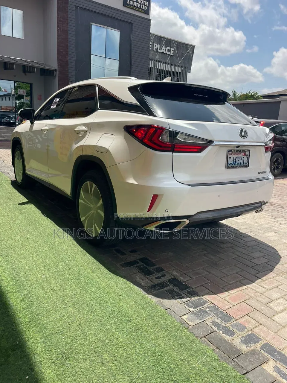 Lexus RX 350 AWD 2017 White