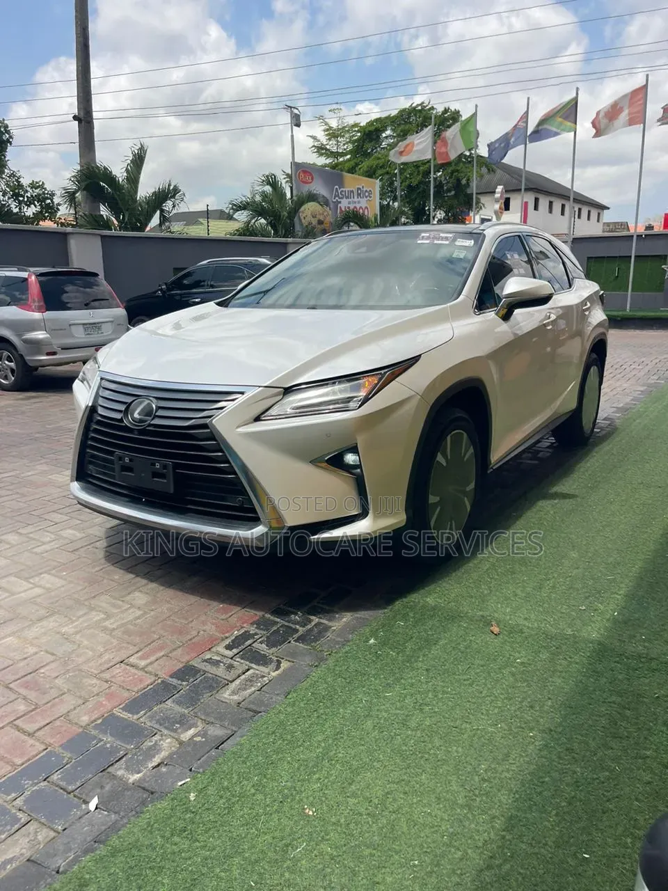 Lexus RX 350 AWD 2017 White