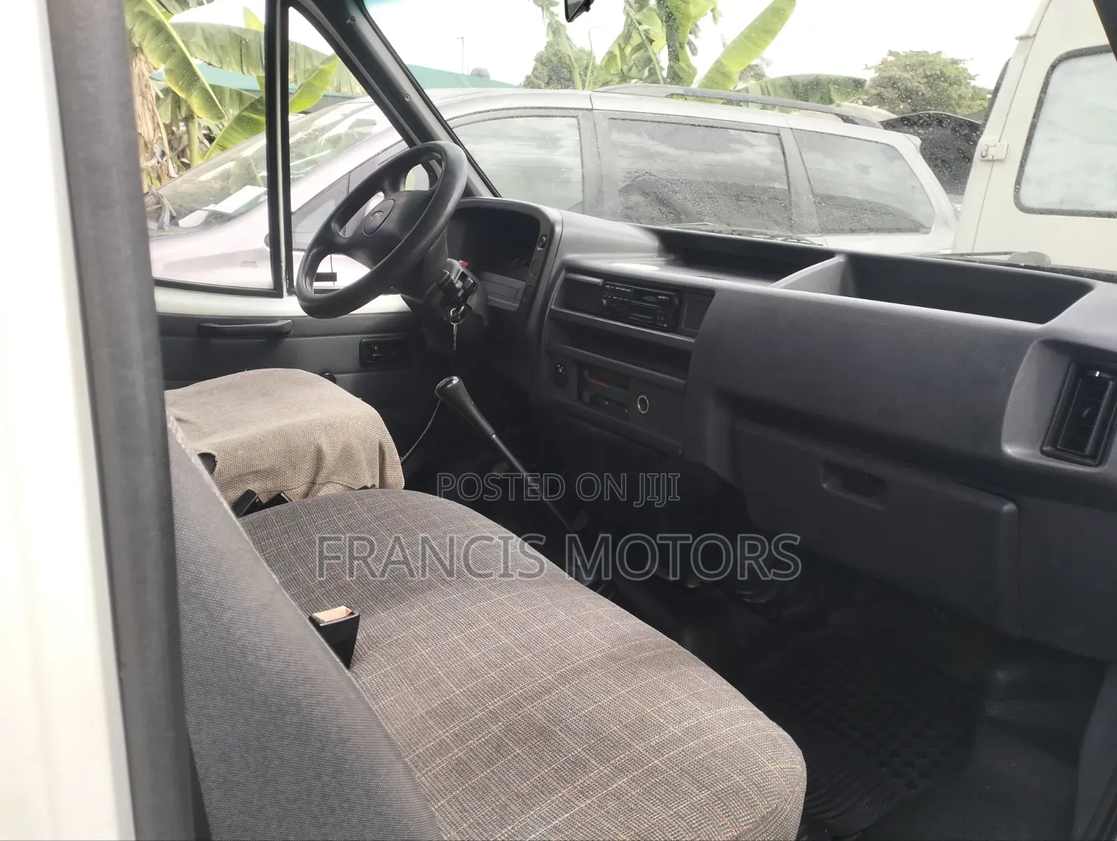 Ford Transit 2000 White