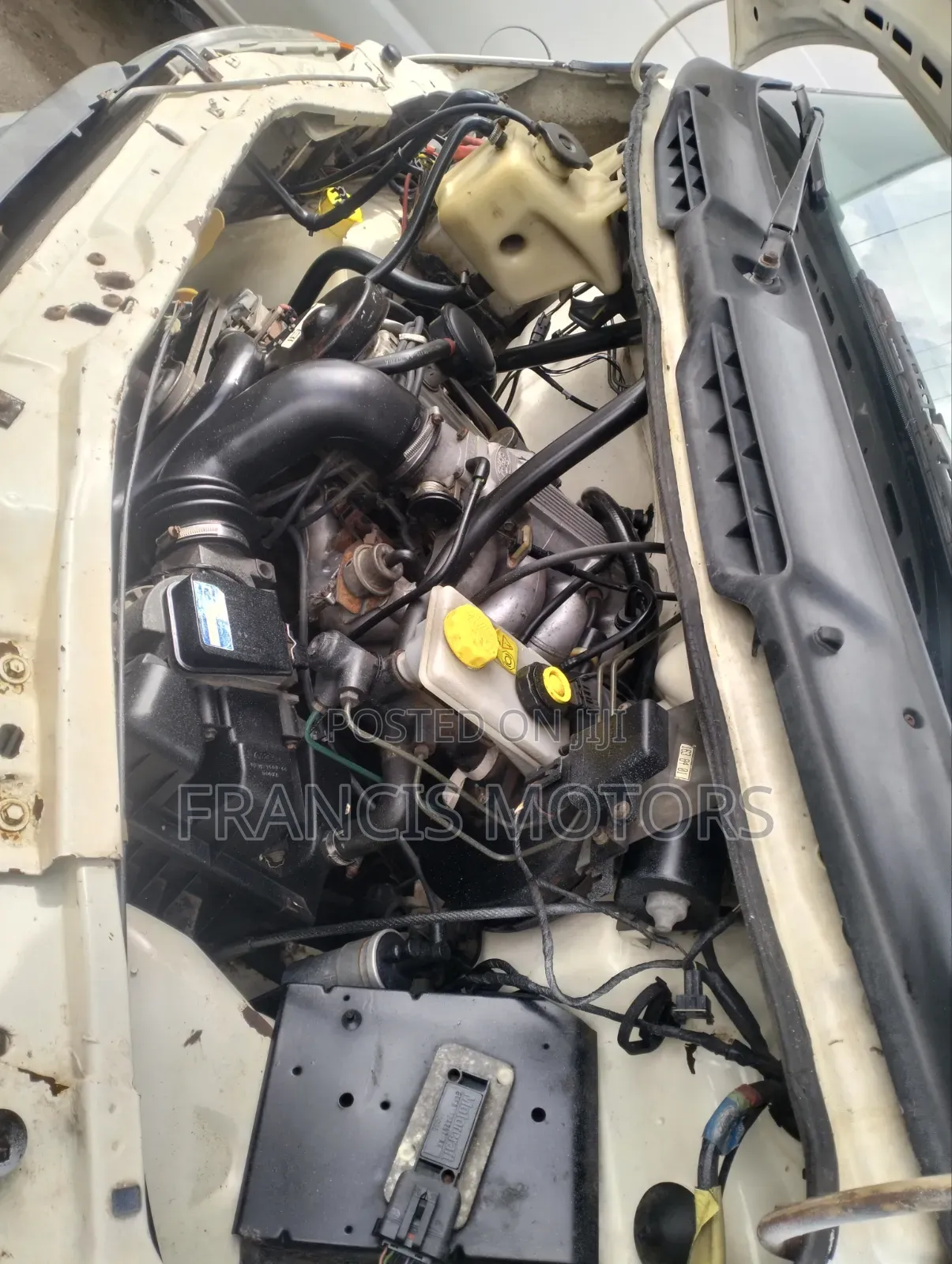 Ford Transit 2000 White