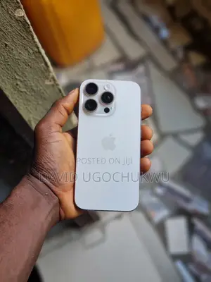 Apple iPhone 16 Pro 256 GB Gold