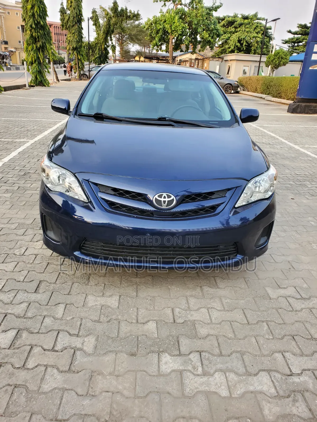 Toyota Corolla 2011 Blue